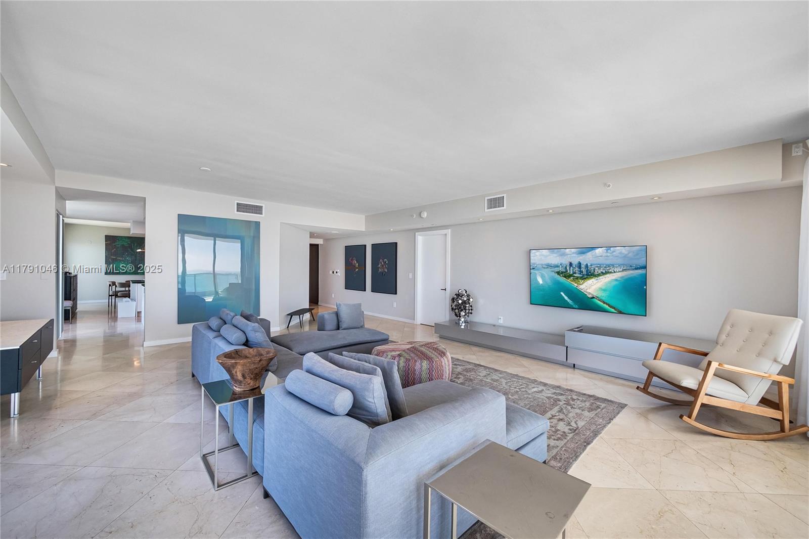 View photos, virtual tours, details... 1331 Brickell Bay Dr 3711
