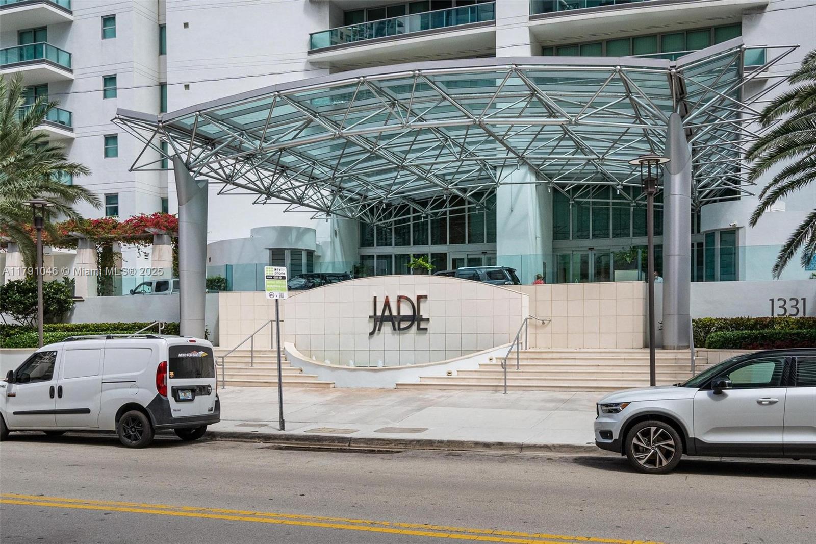 JADE RESIDENCES AT BRICKE - Residential