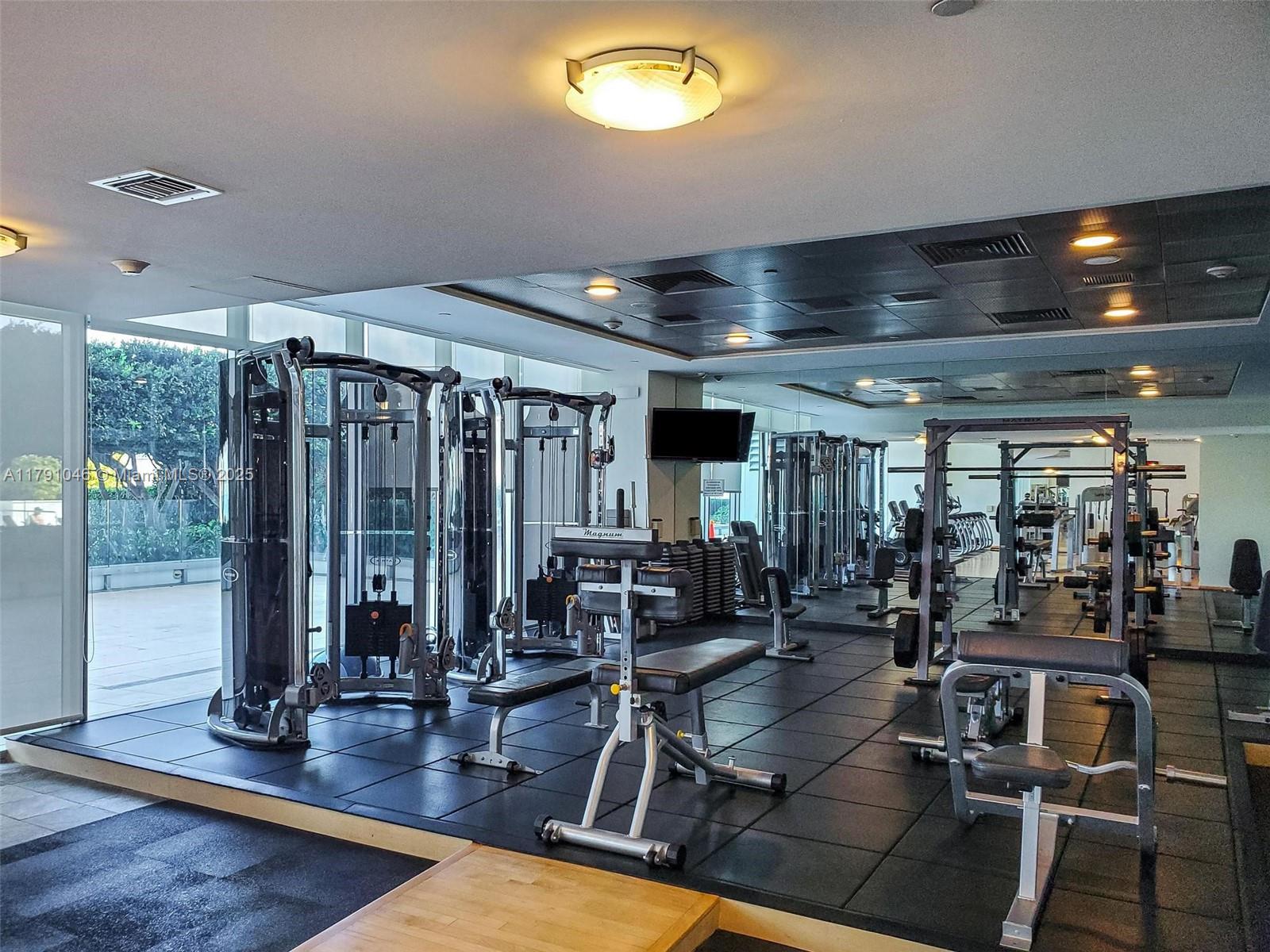 JADE RESIDENCES AT BRICKE - Residential