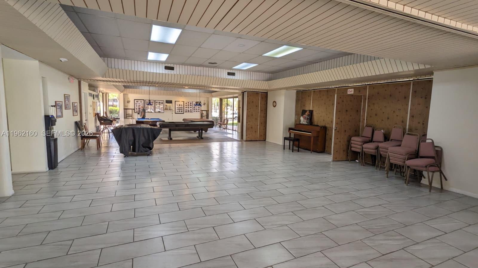 SUNRISE LAKES 24 CONDO - Residential