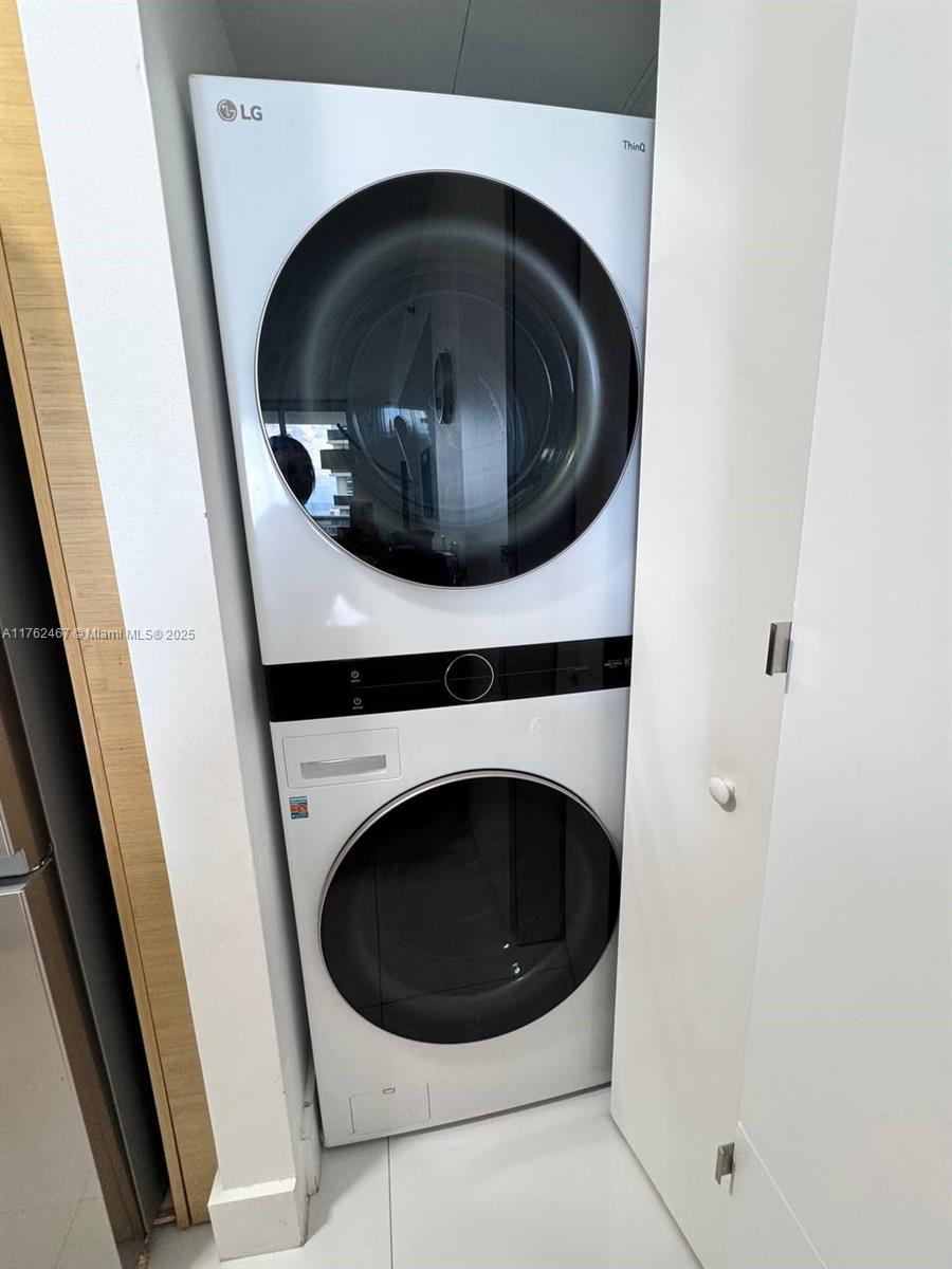 BEACH CLUB TWO CONDO - Residential Lease