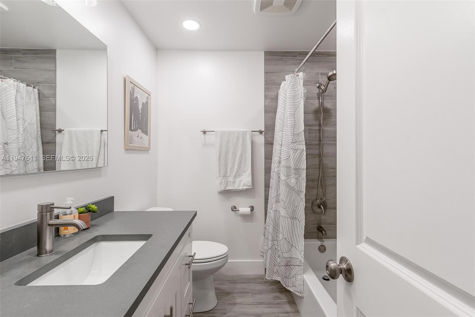 PATTERSON PARK 1ST ADD - Residential Income