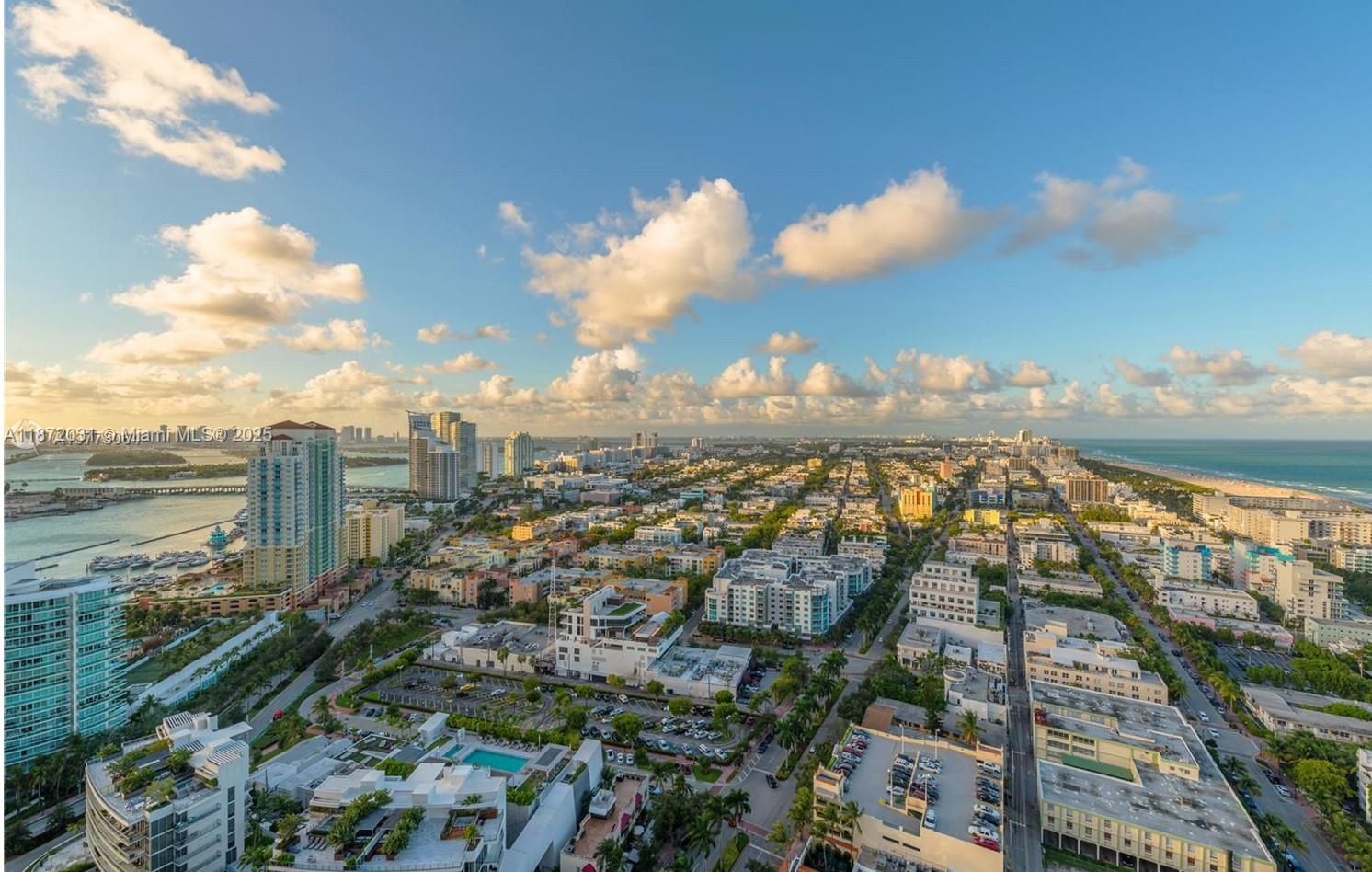 300 S Pointe Dr 3502