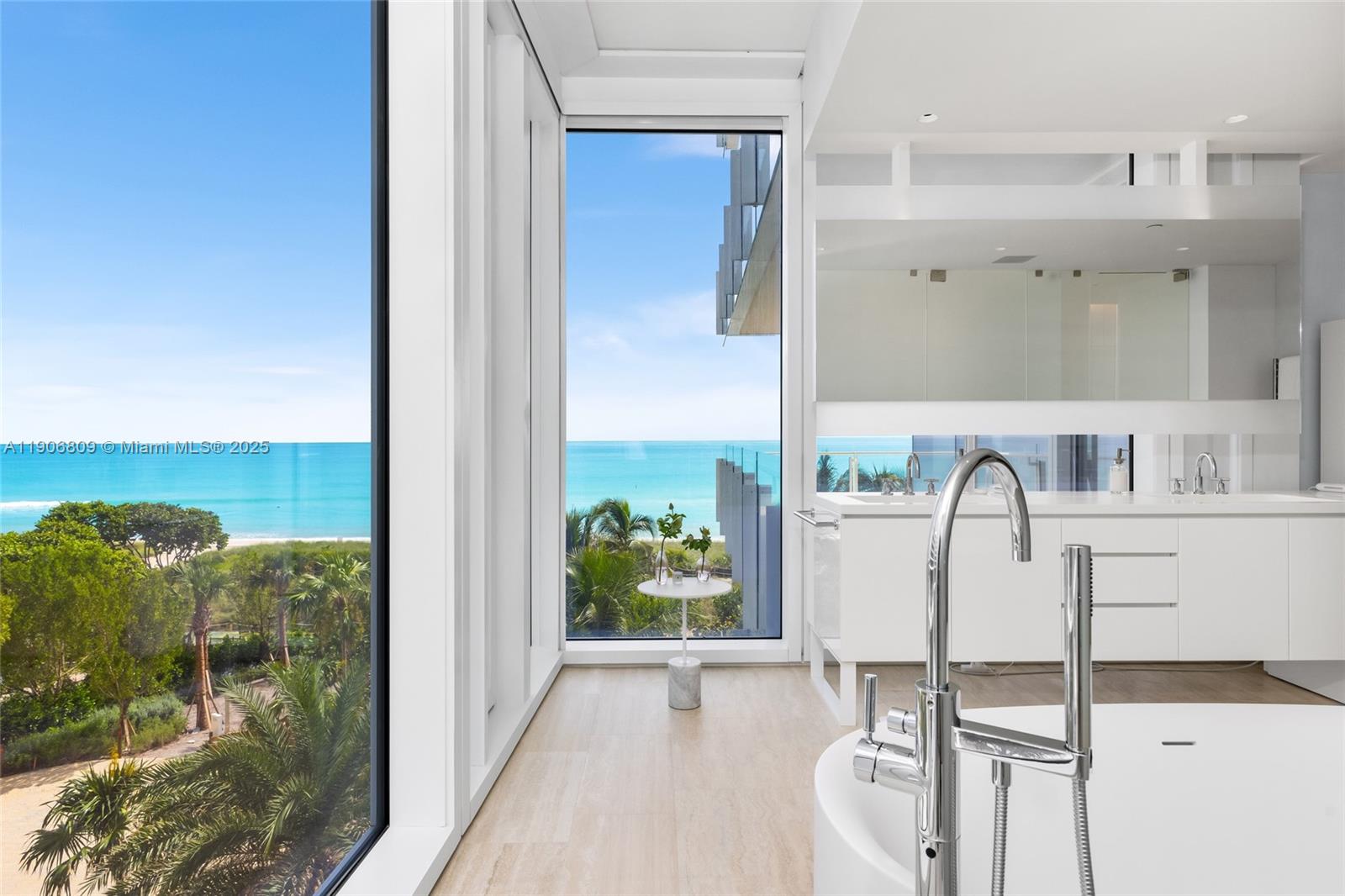 SURF CLUB CONDO - Residential