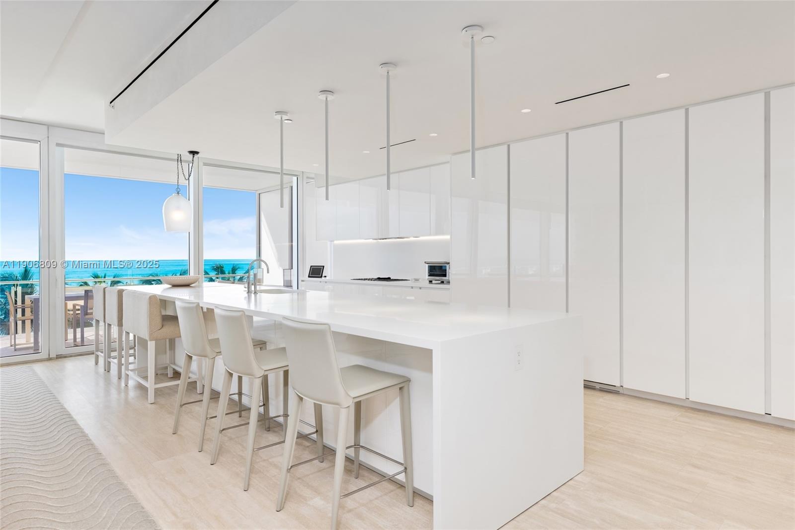 SURF CLUB CONDO - Residential