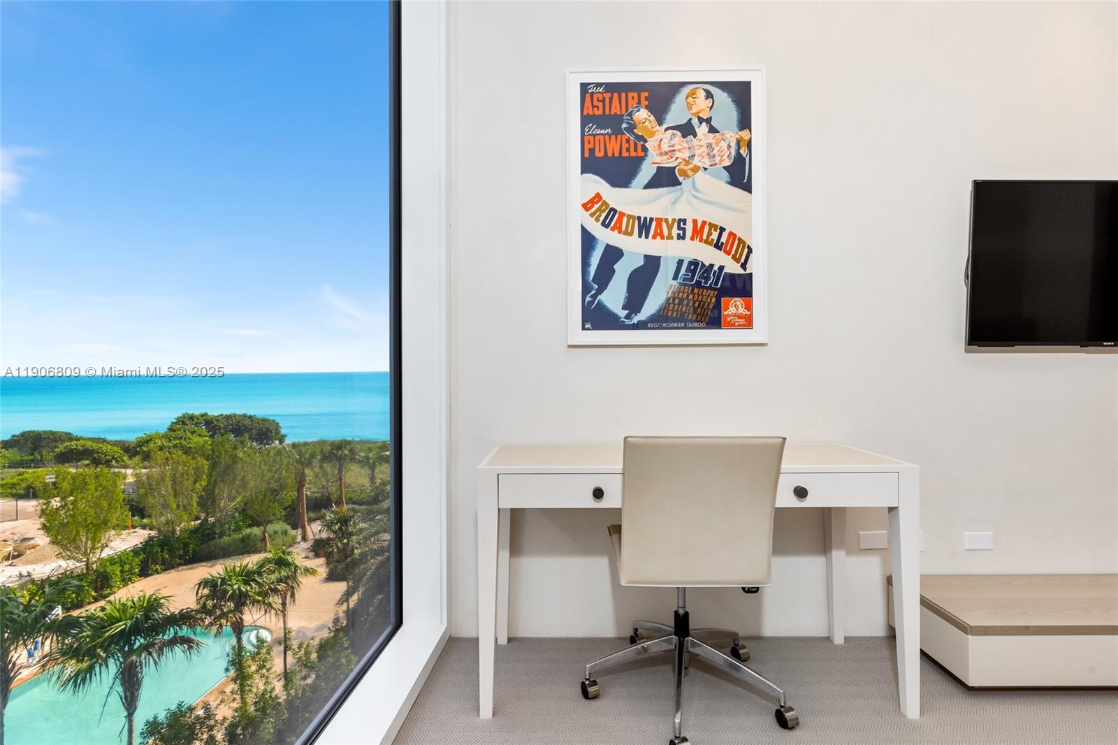 SURF CLUB CONDO - Residential