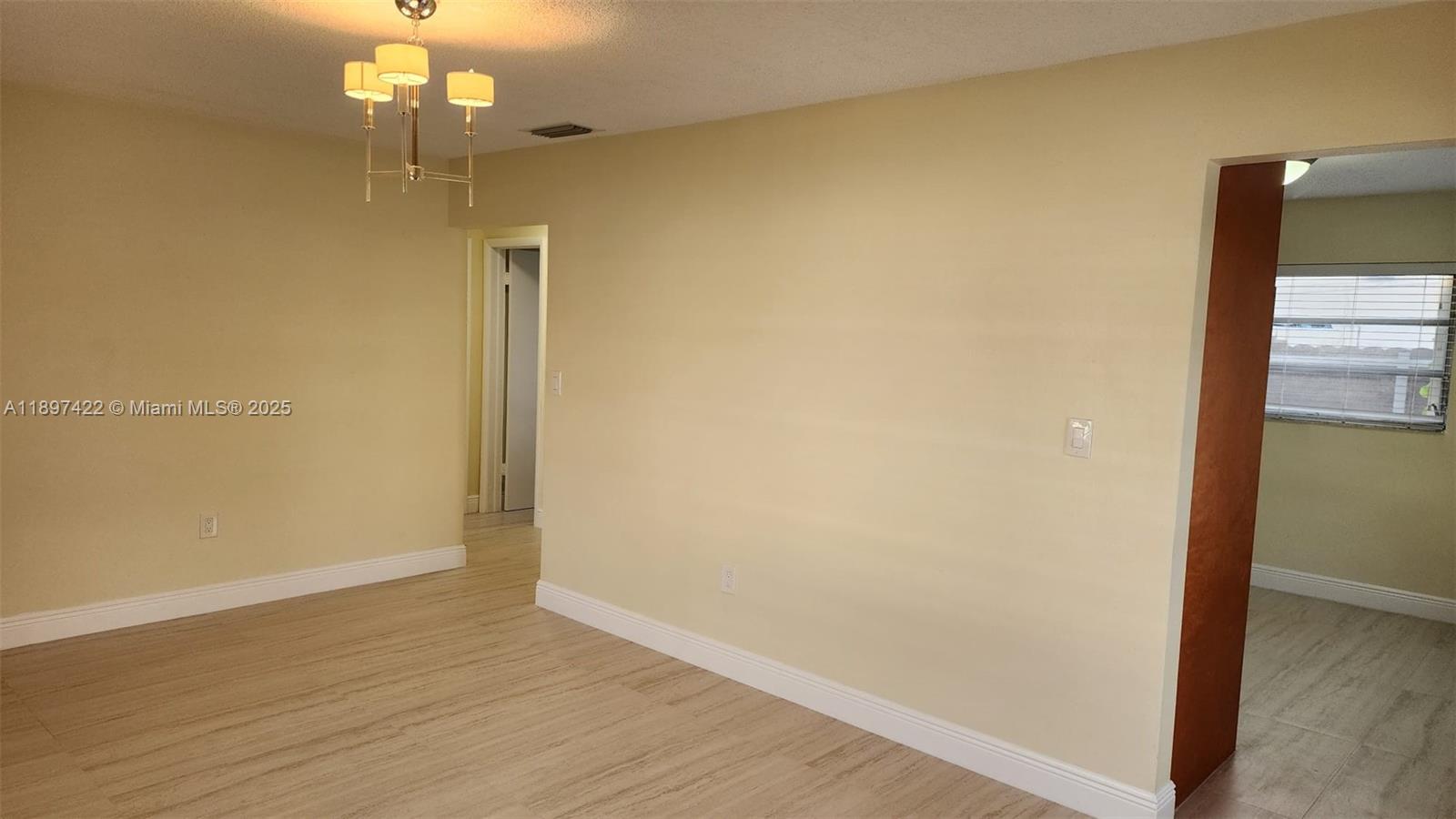 AMND PLAT OF MIAMI SUB UR - Residential Lease