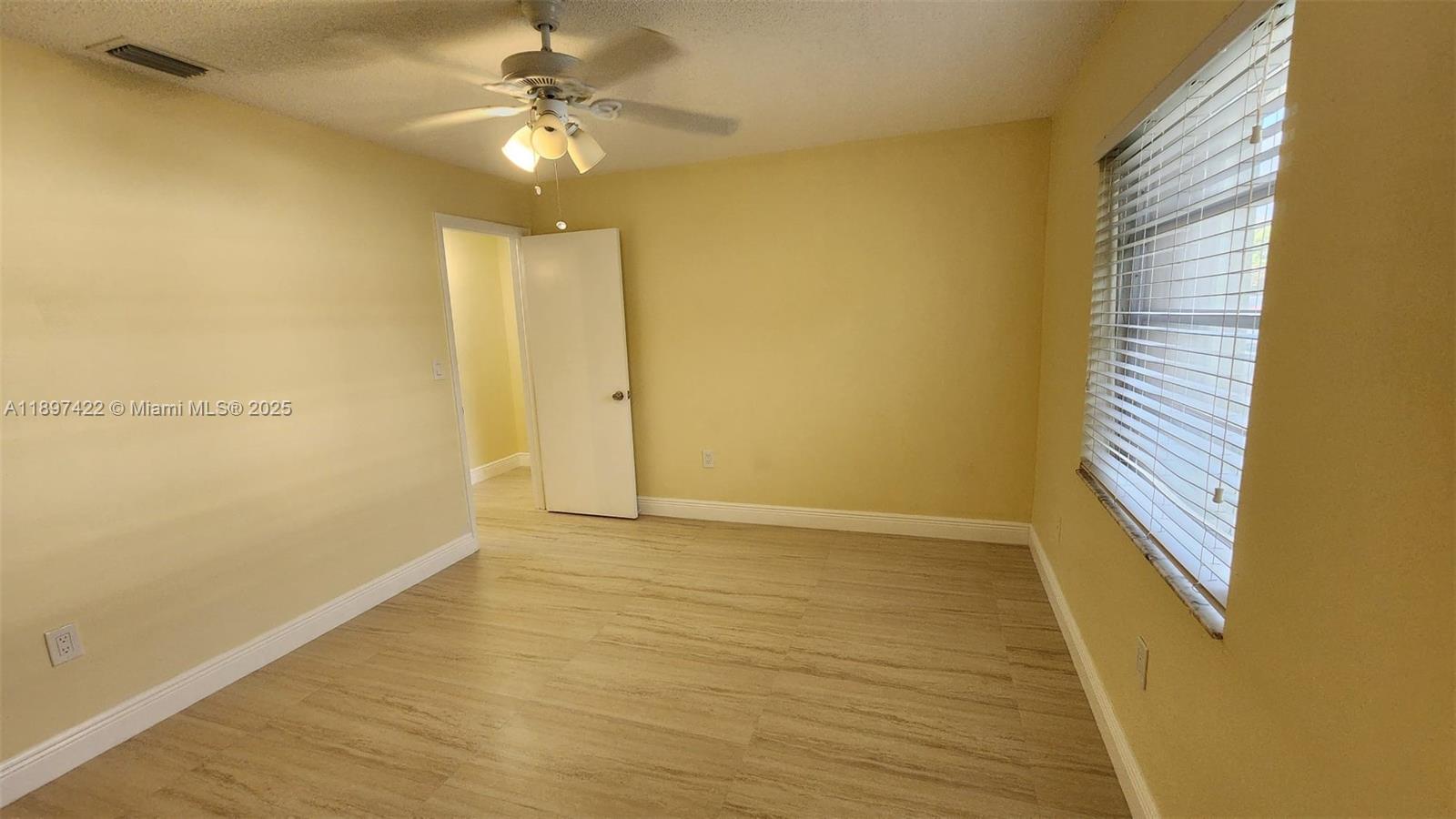 AMND PLAT OF MIAMI SUB UR - Residential Lease