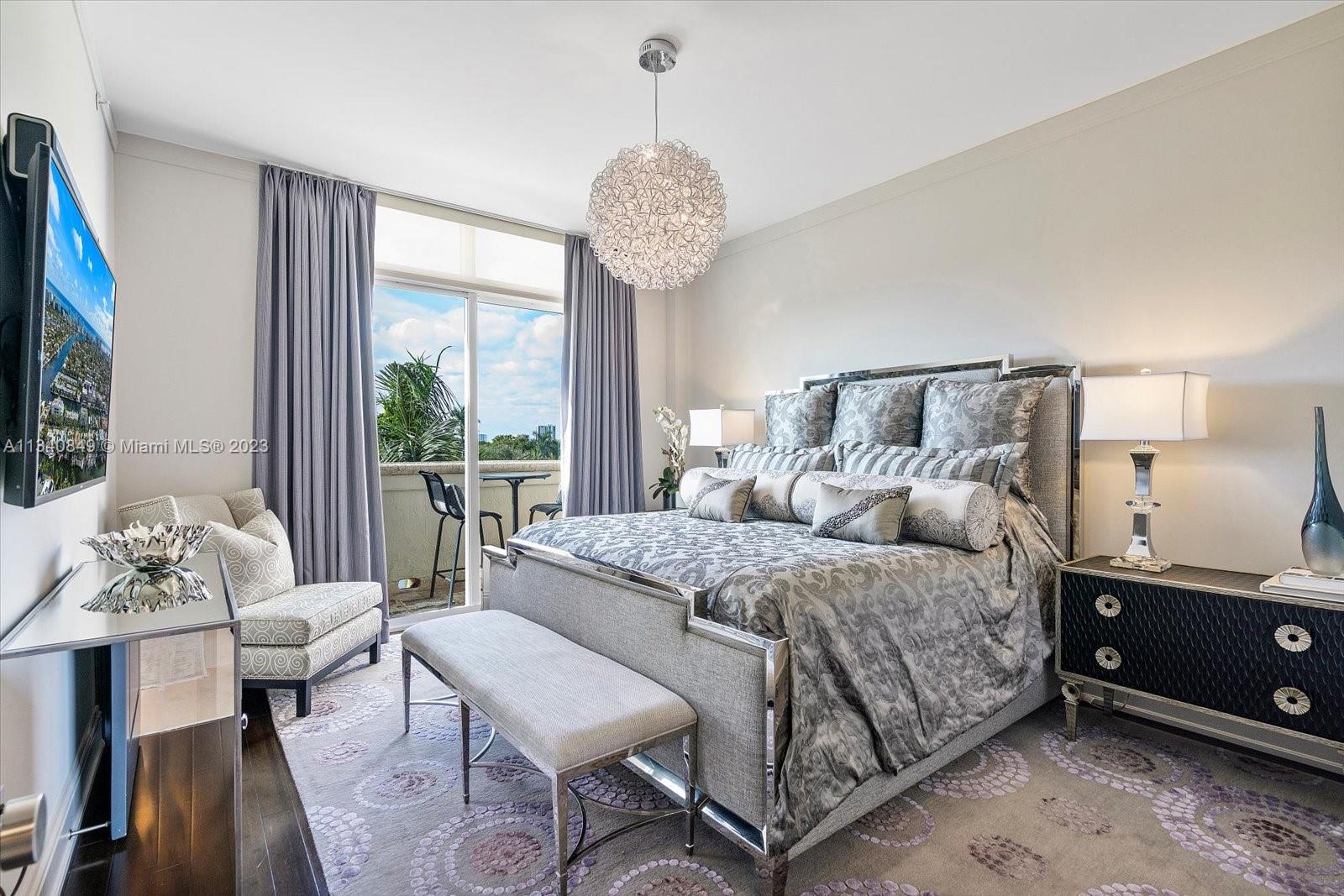 LANDINGS AT LAS OLAS - Residential