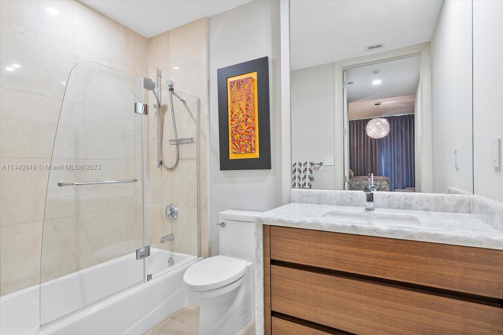 LANDINGS AT LAS OLAS - Residential