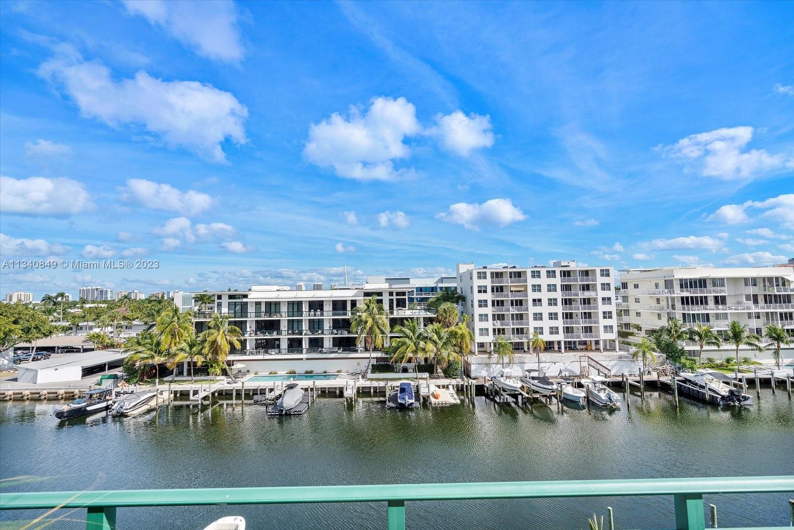 LANDINGS AT LAS OLAS - Residential