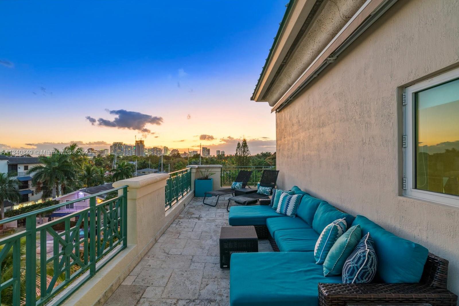 LANDINGS AT LAS OLAS - Residential