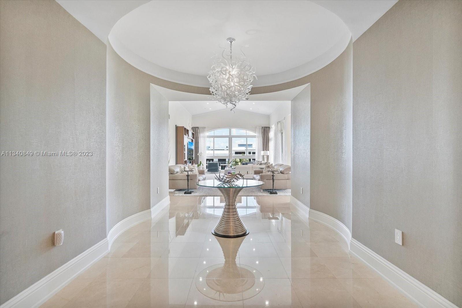 LANDINGS AT LAS OLAS - Residential