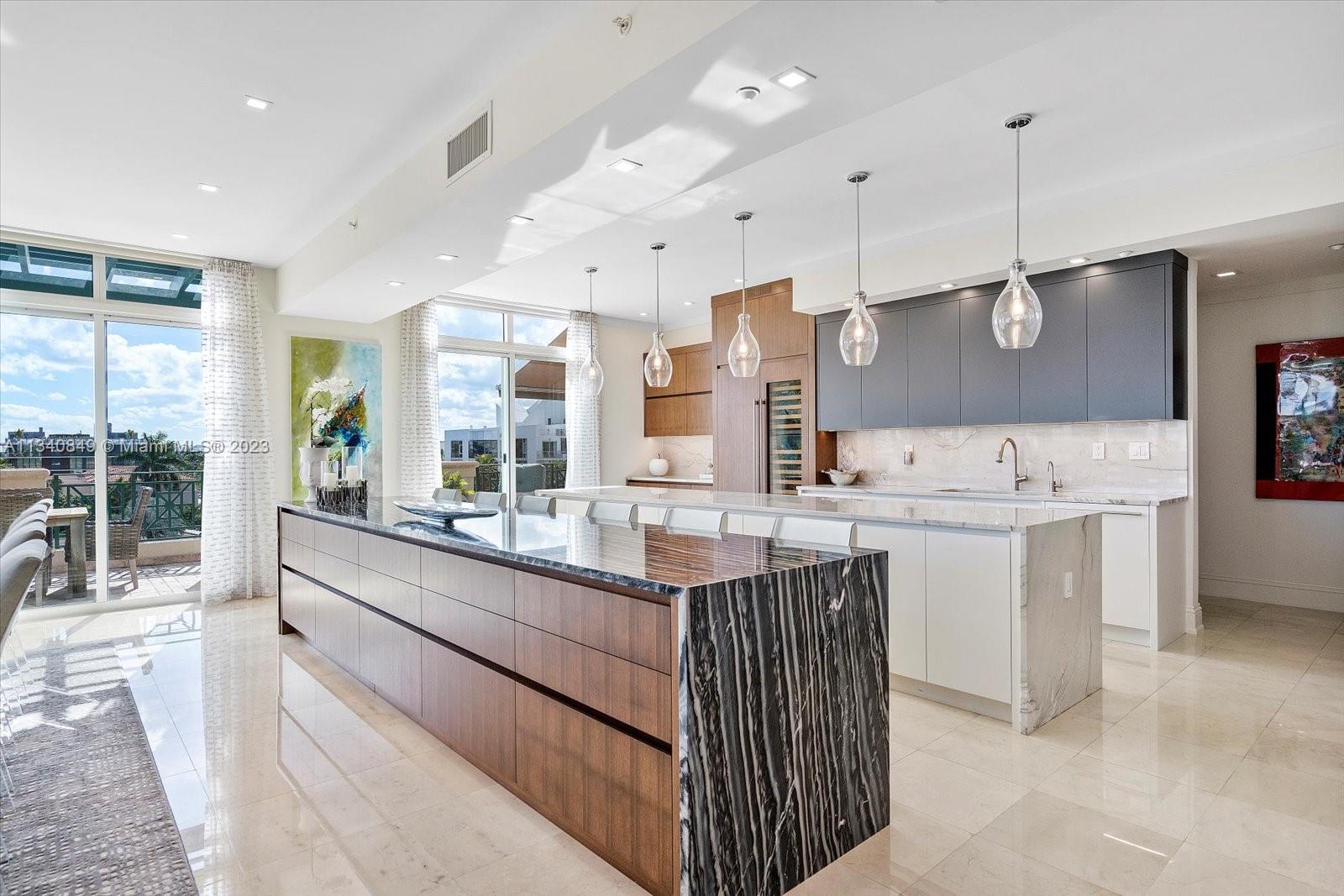 LANDINGS AT LAS OLAS - Residential