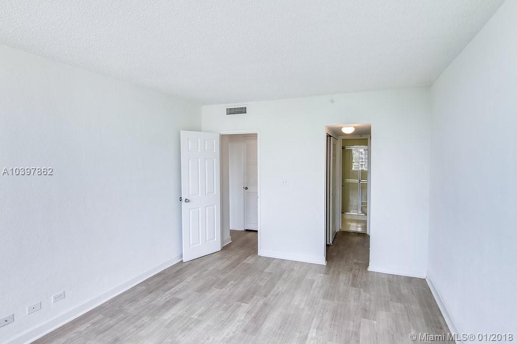 Flamingo South Beach - Residential Lease