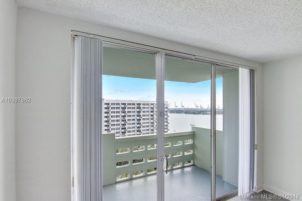 Flamingo South Beach - Residential Lease