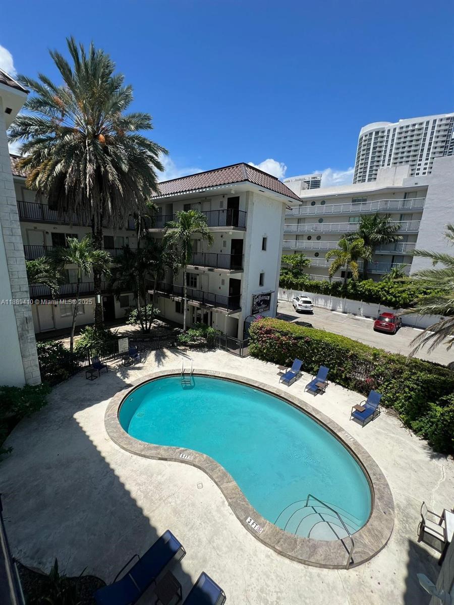 GULFSTREAM CONDO OF LAS O - Residential Lease