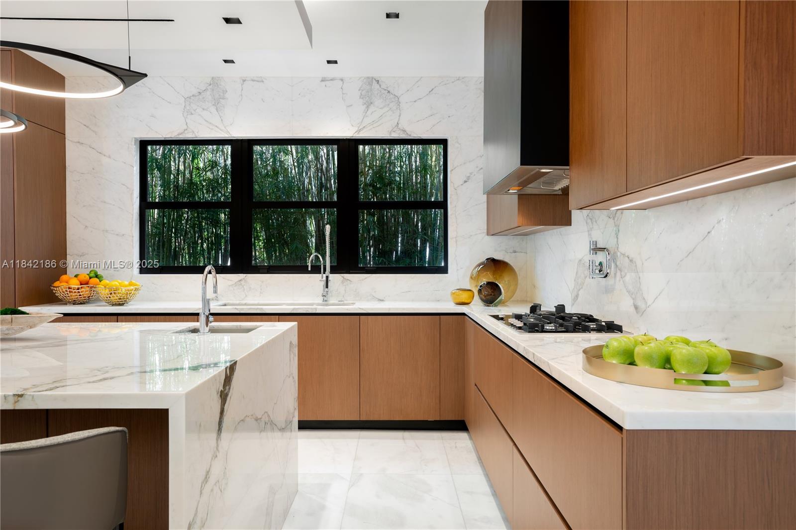 BAY POINT - Residential