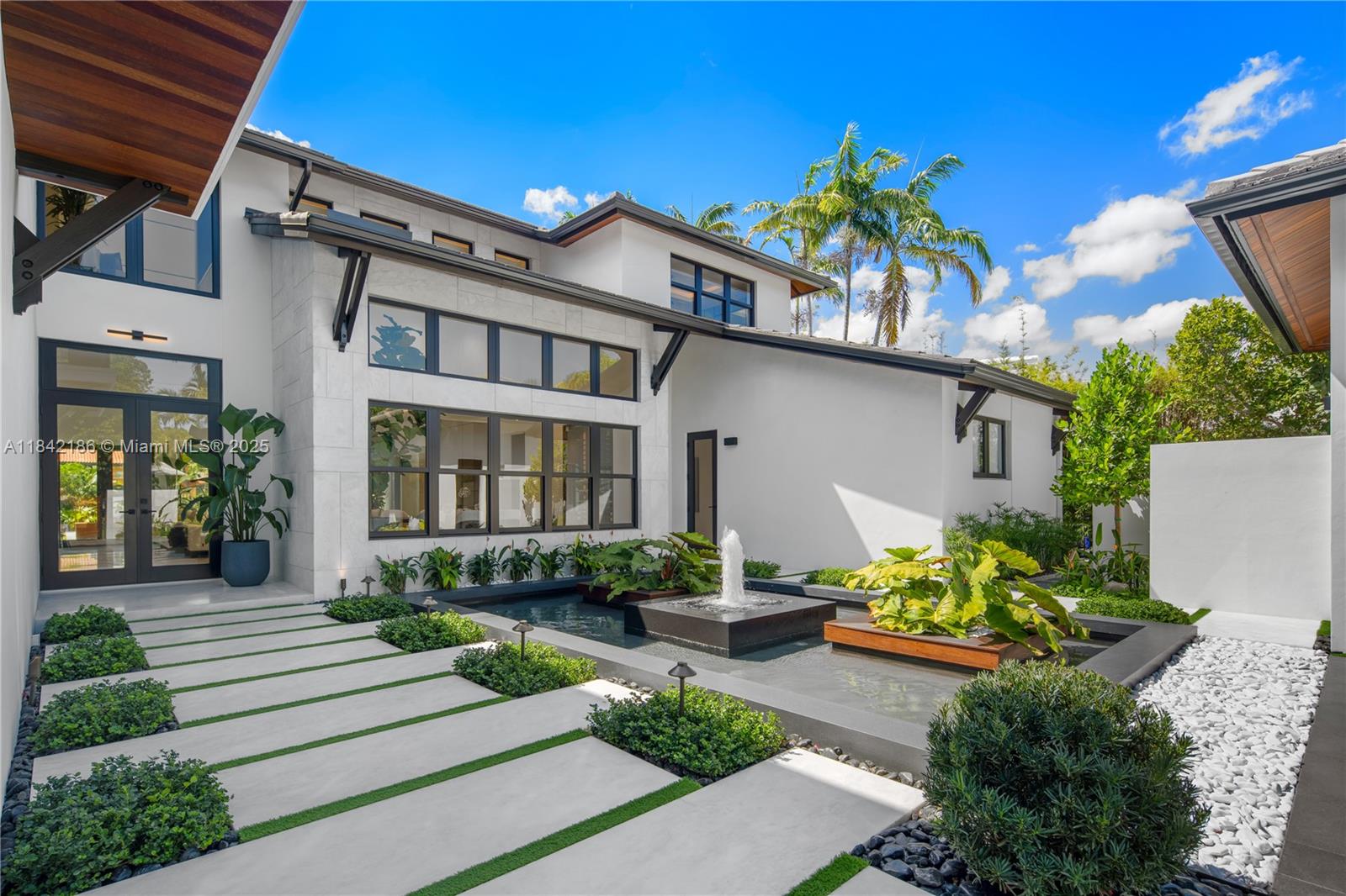 BAY POINT - Residential