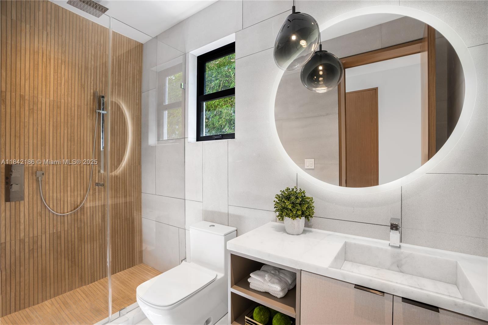 BAY POINT - Residential