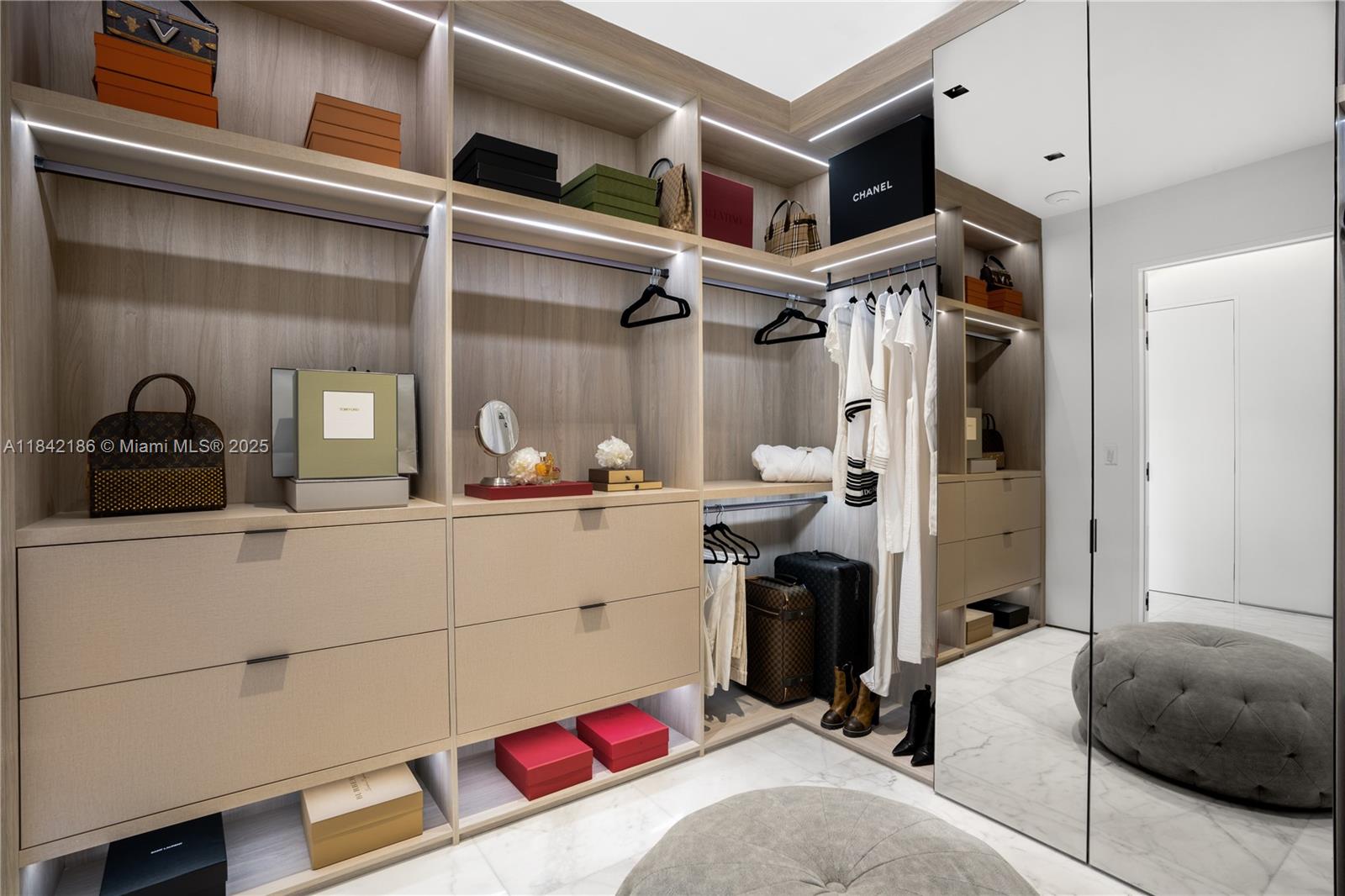 BAY POINT - Residential