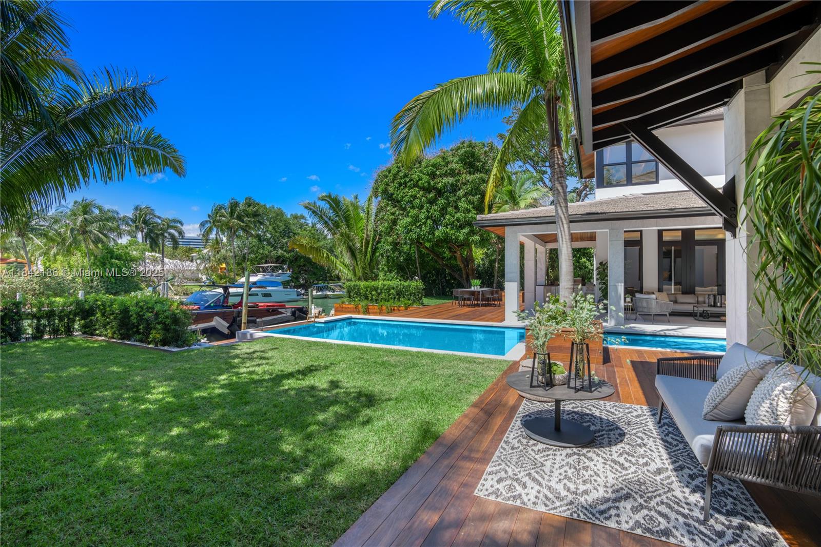 BAY POINT - Residential