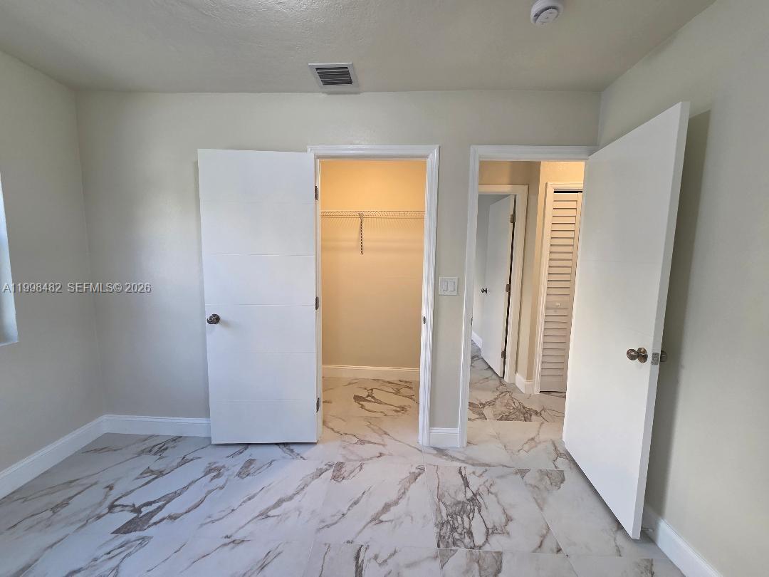 BUENA VISTA HEIGHTS EXTEN - Residential Lease