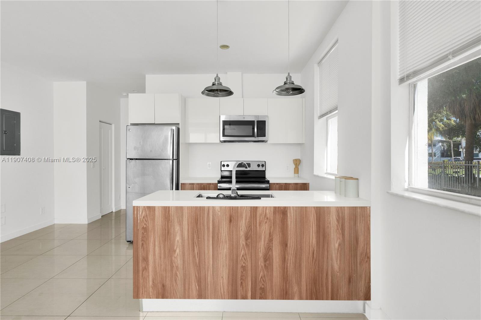 OCEANSIDE SEC ISLE OF NOR - Residential Lease