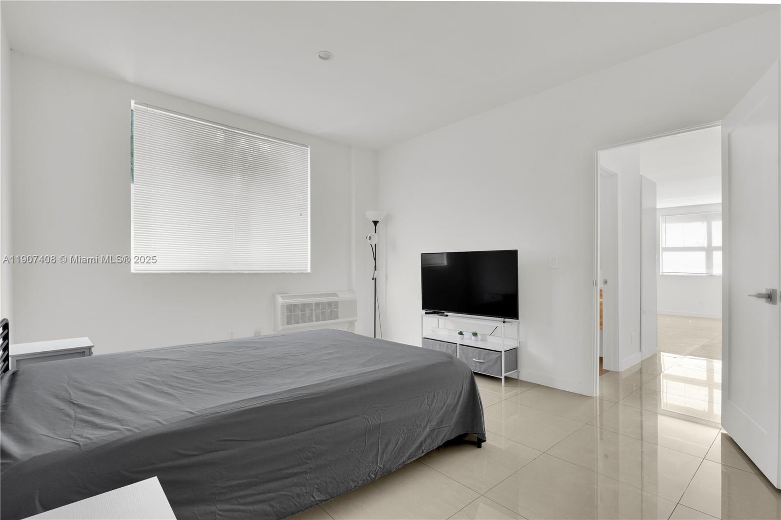 OCEANSIDE SEC ISLE OF NOR - Residential Lease