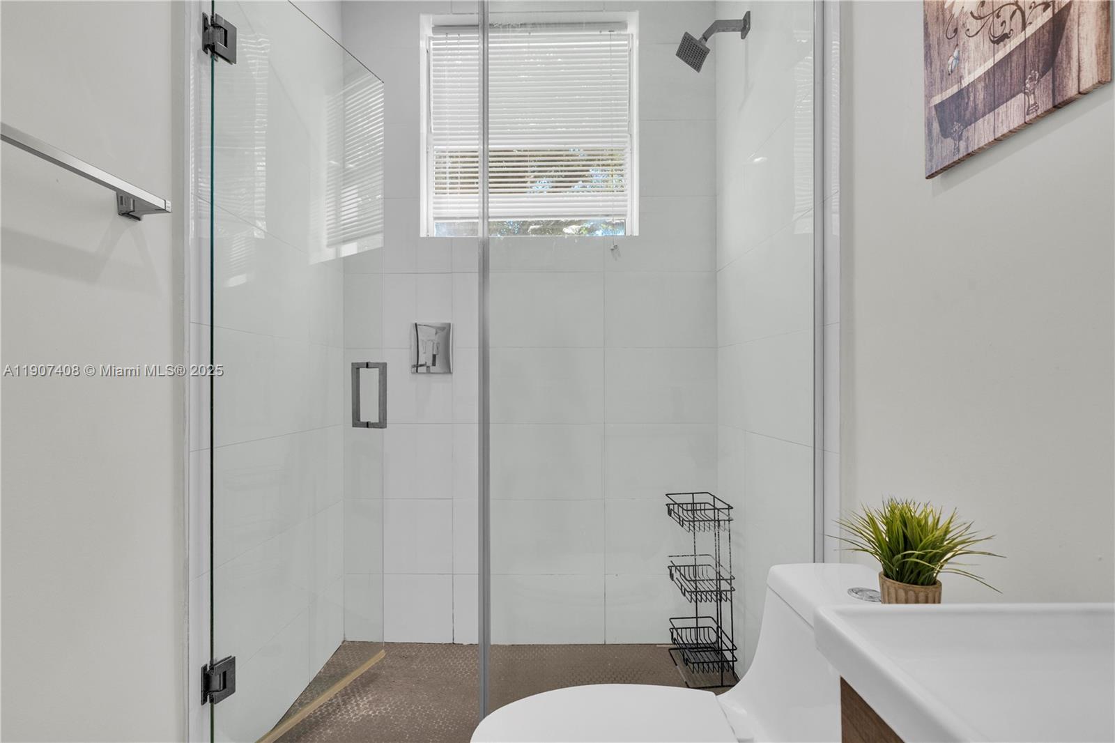 OCEANSIDE SEC ISLE OF NOR - Residential Lease