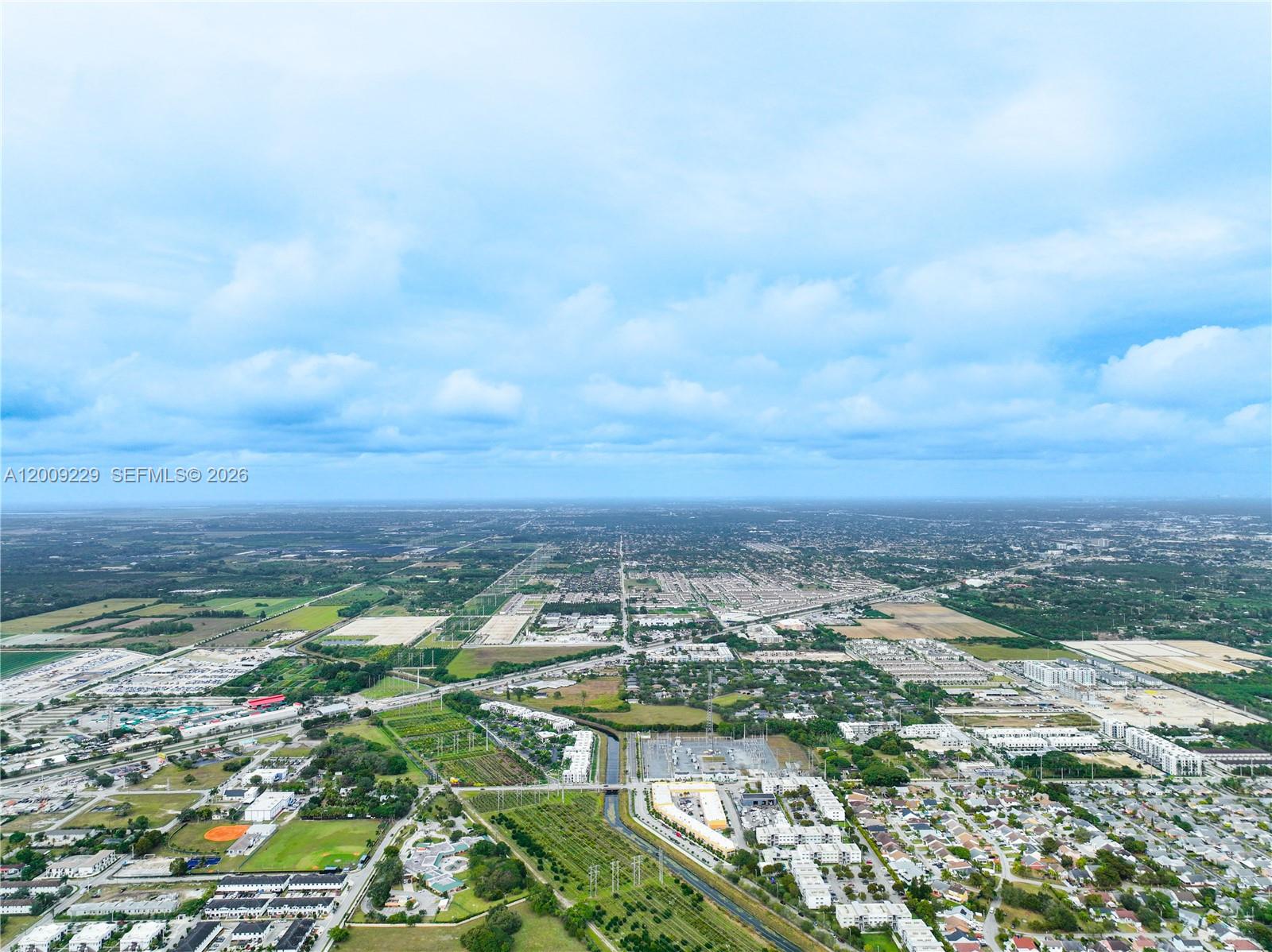 MEADOW WOOD MANOR SEC 6 - Residential