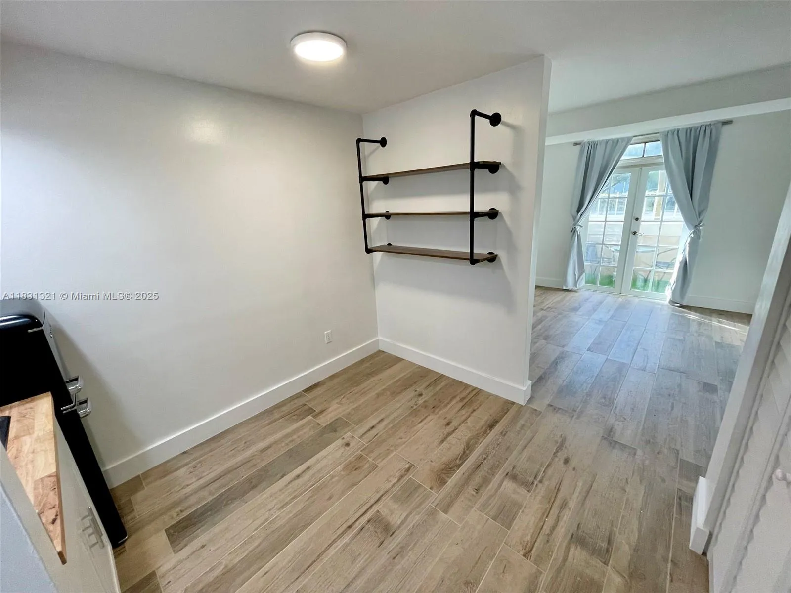 Coral Gables, Florida 33146, United States, ,1 BathroomBathrooms,Residential,Active,161967