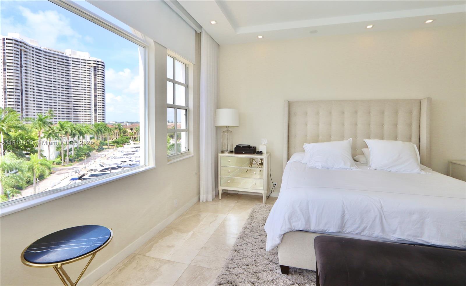 WILLIAMS ISLAND MED VILLAG - Residential