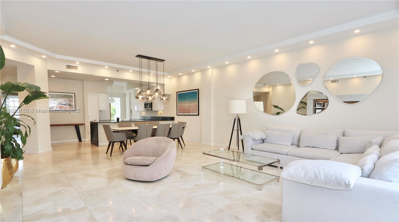 WILLIAMS ISLAND MED VILLAG - Residential