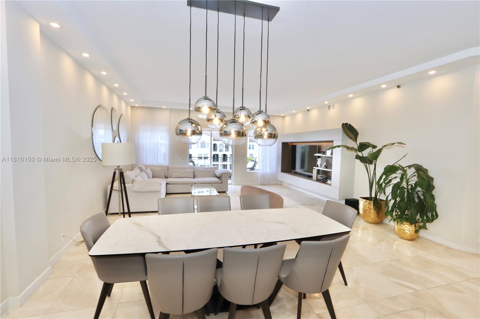 WILLIAMS ISLAND MED VILLAG - Residential