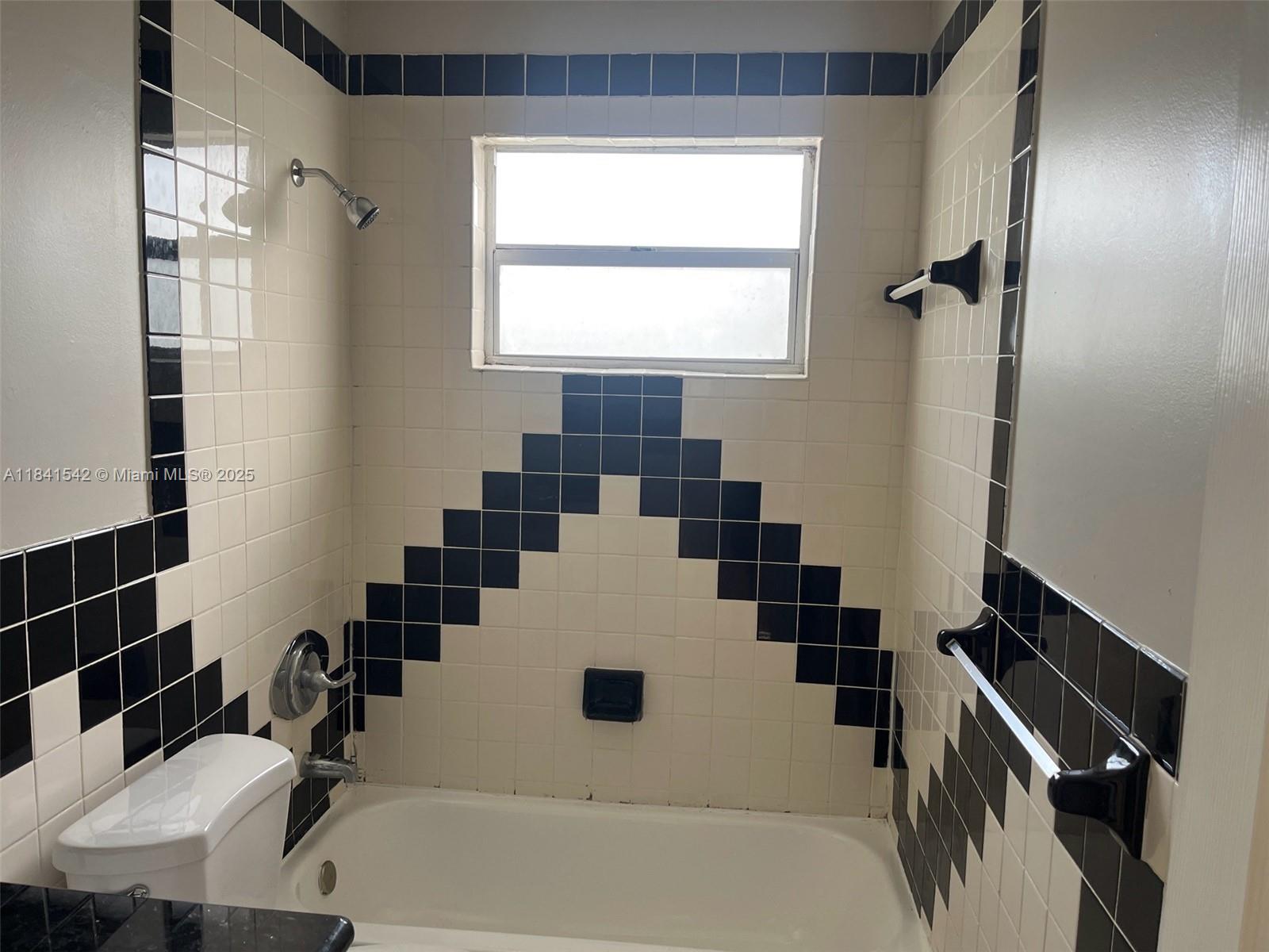 FLEETWOOD MANOR - Residential