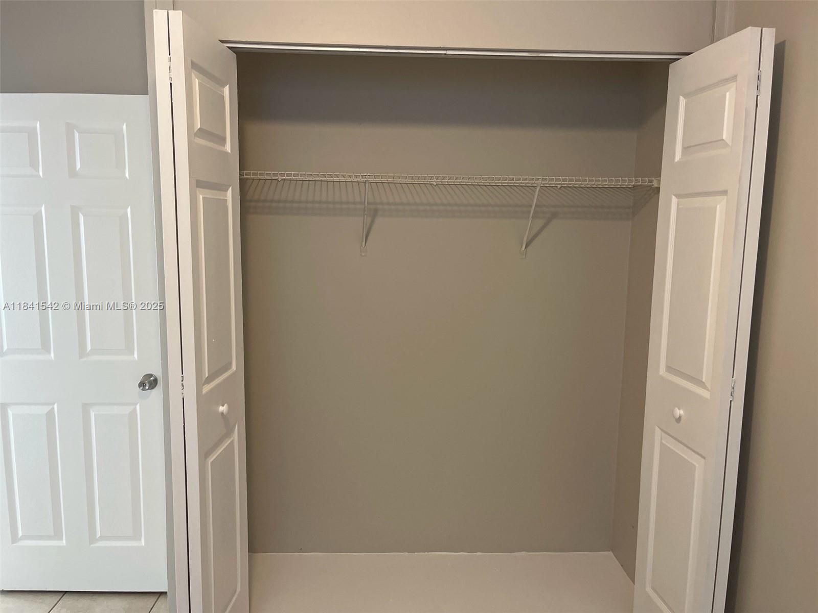 FLEETWOOD MANOR - Residential