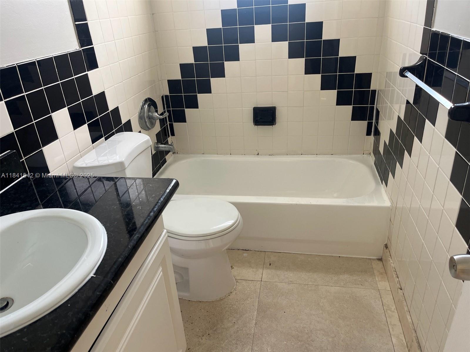 FLEETWOOD MANOR - Residential