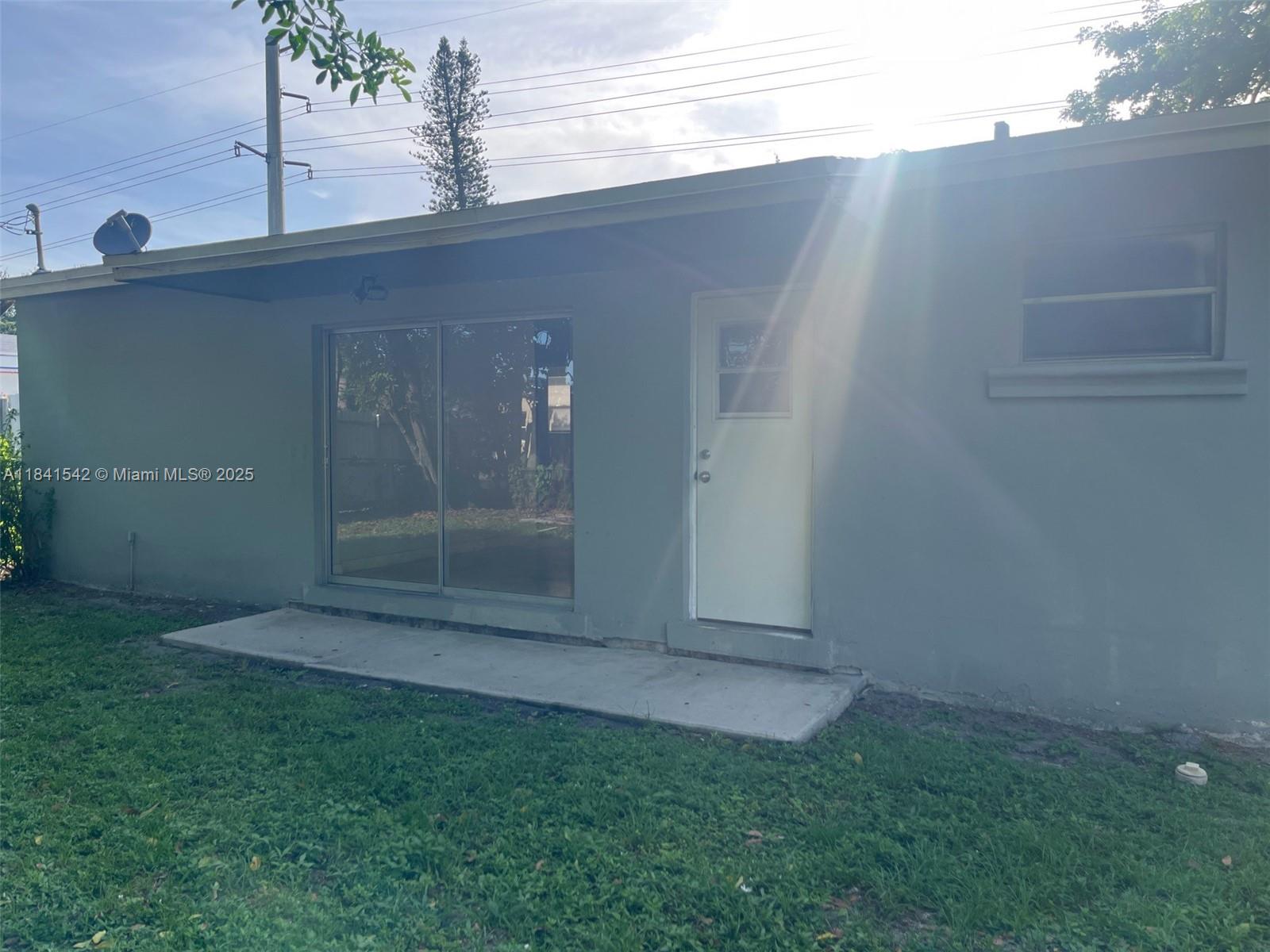 FLEETWOOD MANOR - Residential