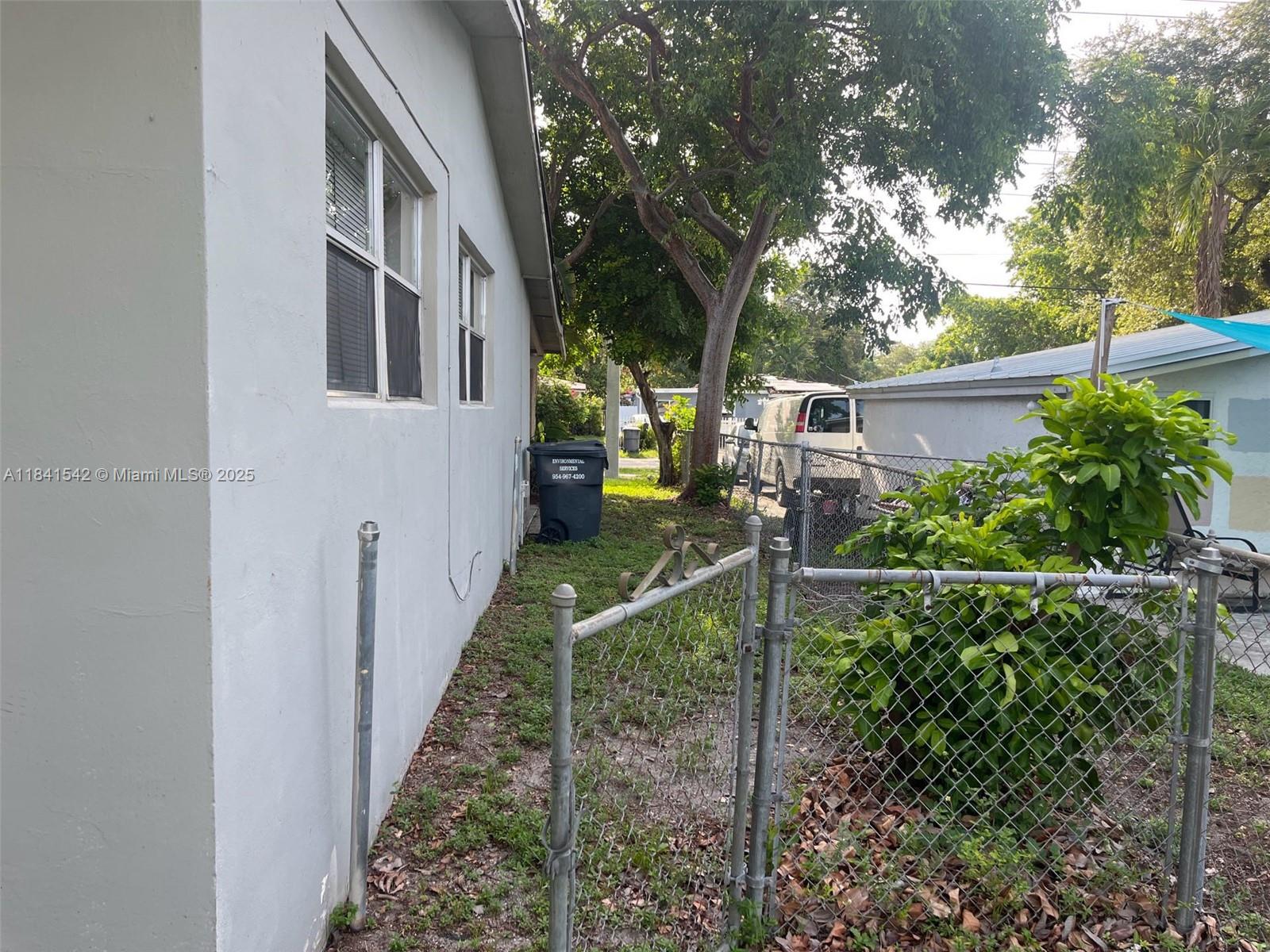 FLEETWOOD MANOR - Residential