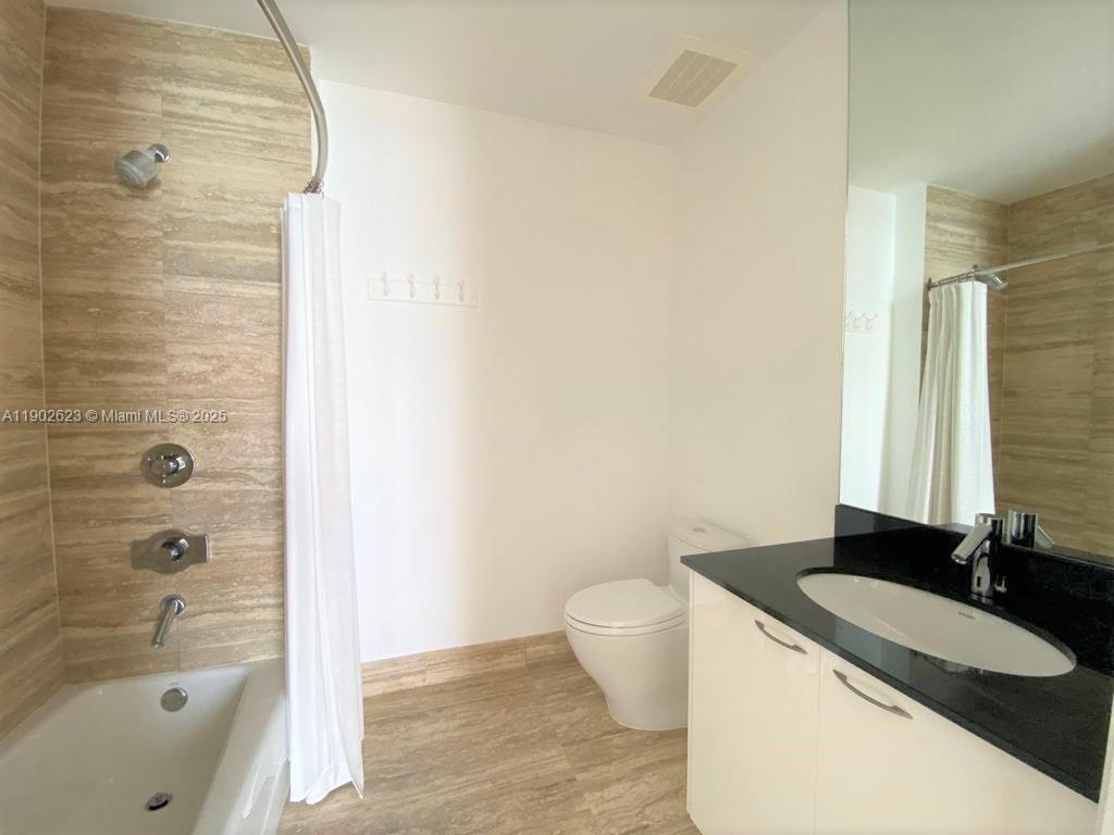 TDR TOWER I CONDO - Residential Lease