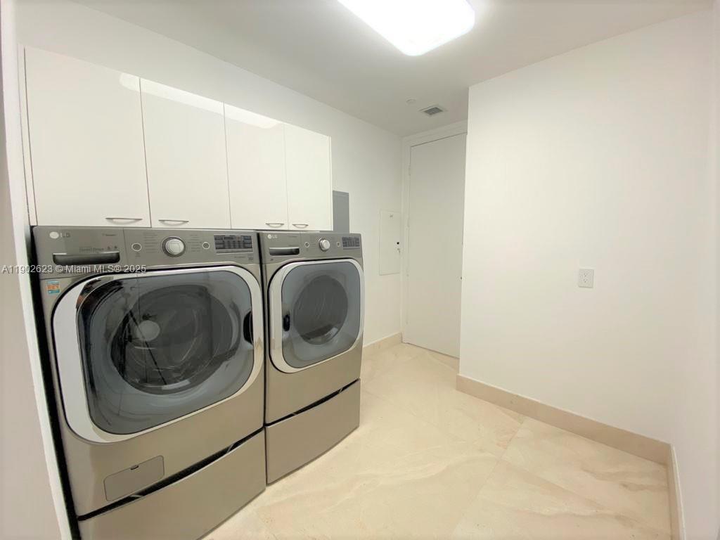 TDR TOWER I CONDO - Residential Lease