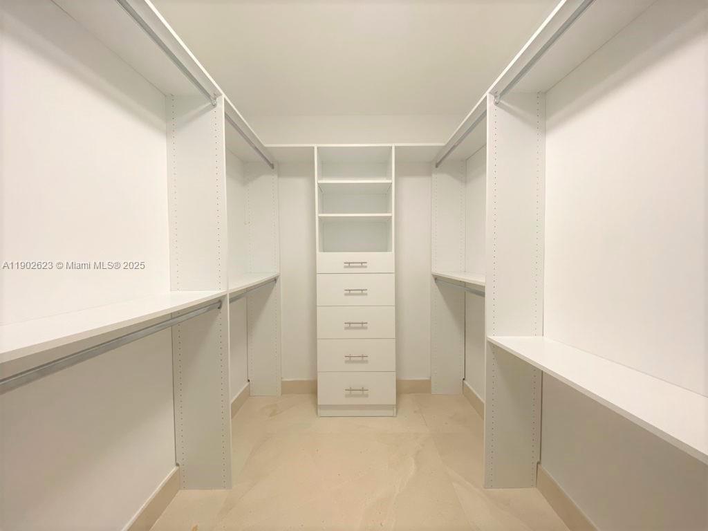 TDR TOWER I CONDO - Residential Lease