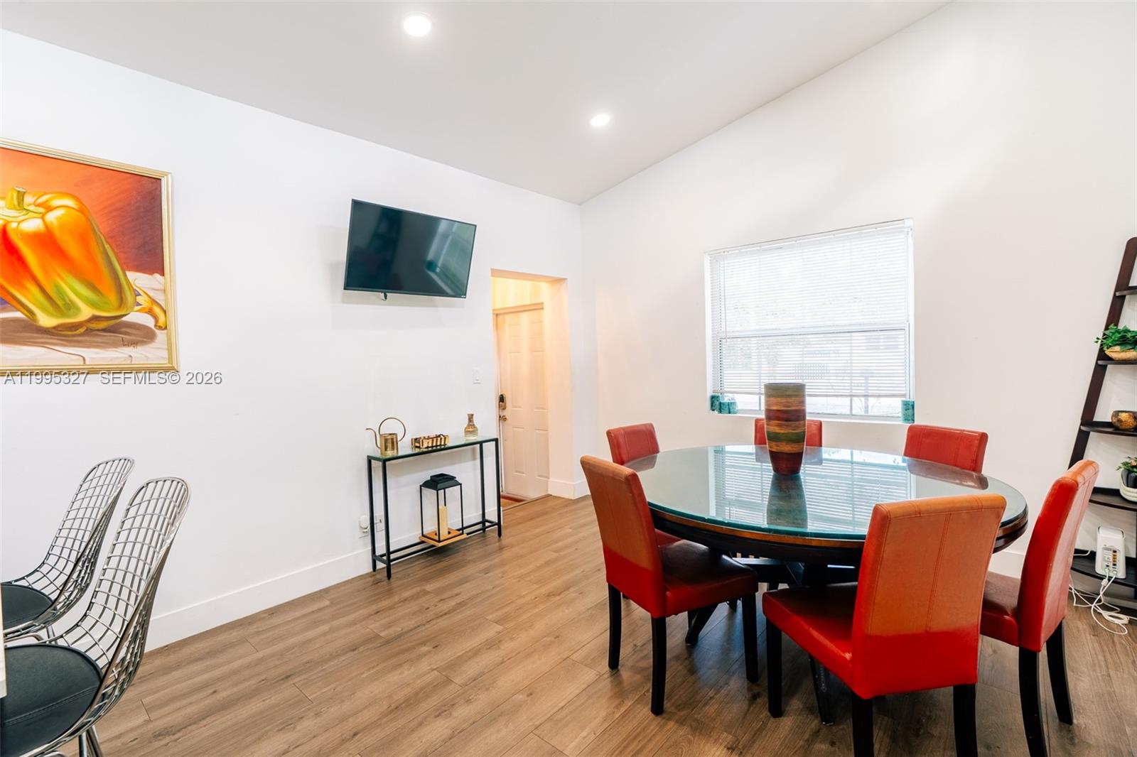 ARCOLA GARDENS - Residential