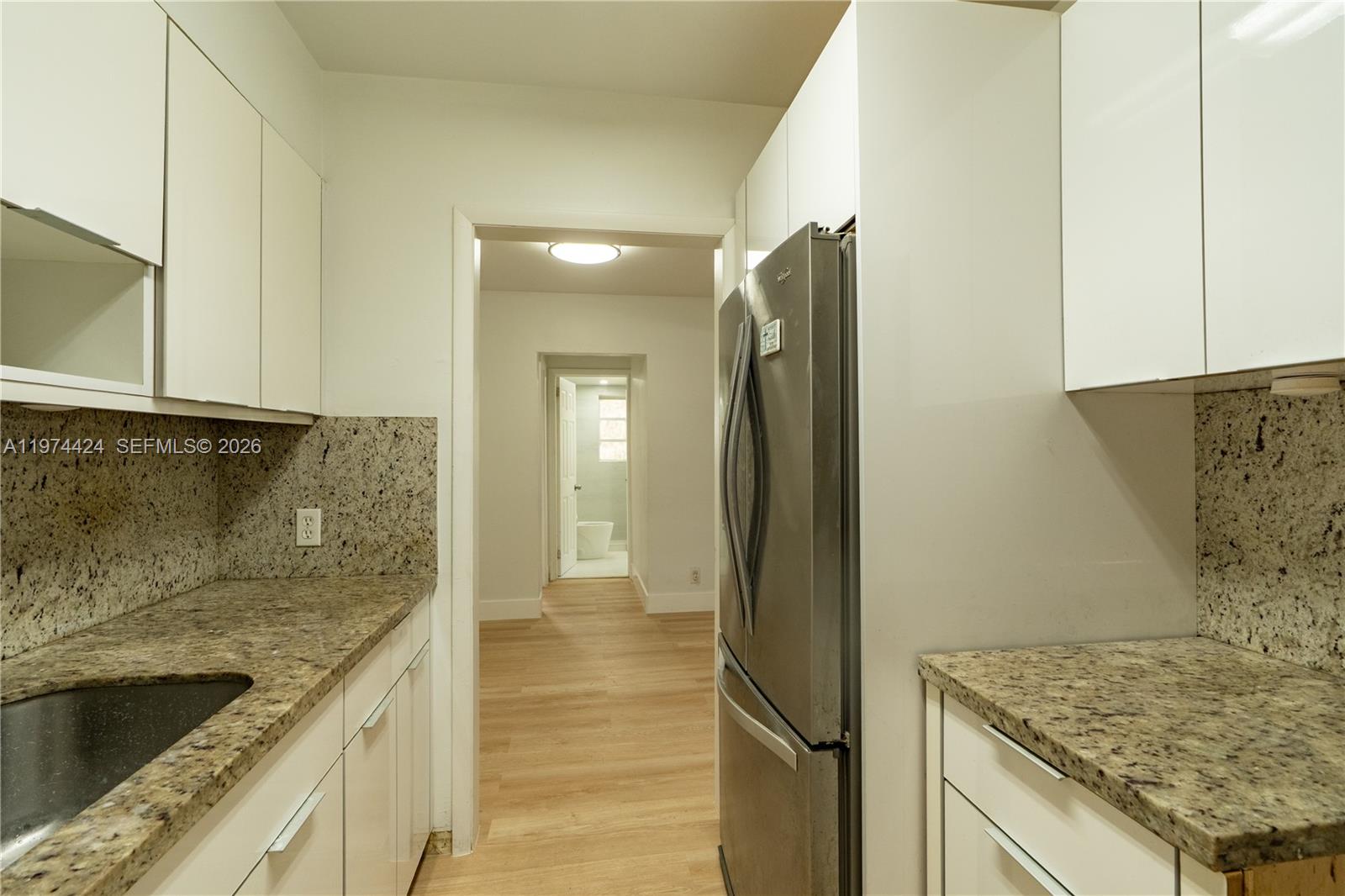 ENGLEWOOD - Residential Lease