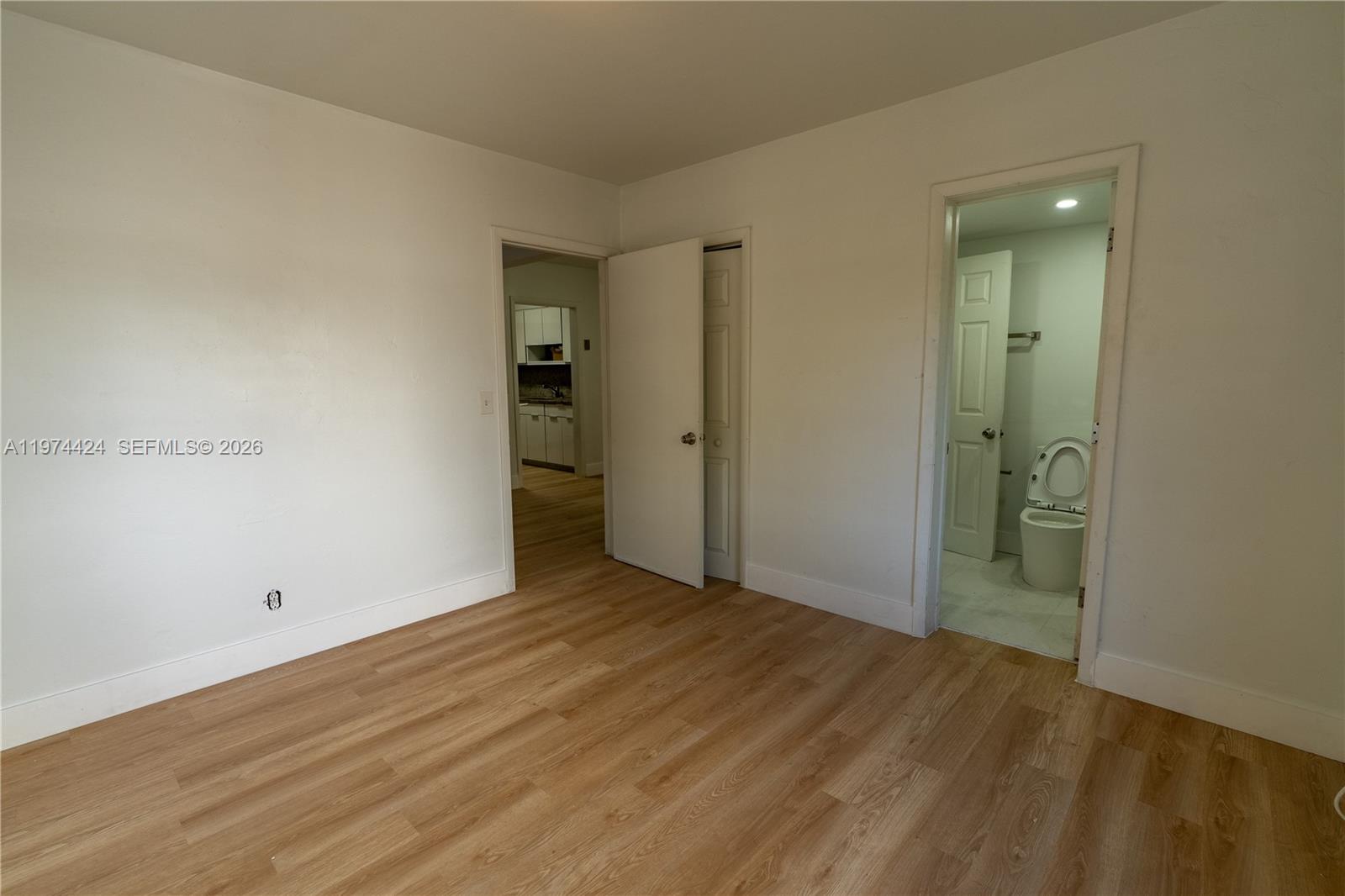 ENGLEWOOD - Residential Lease