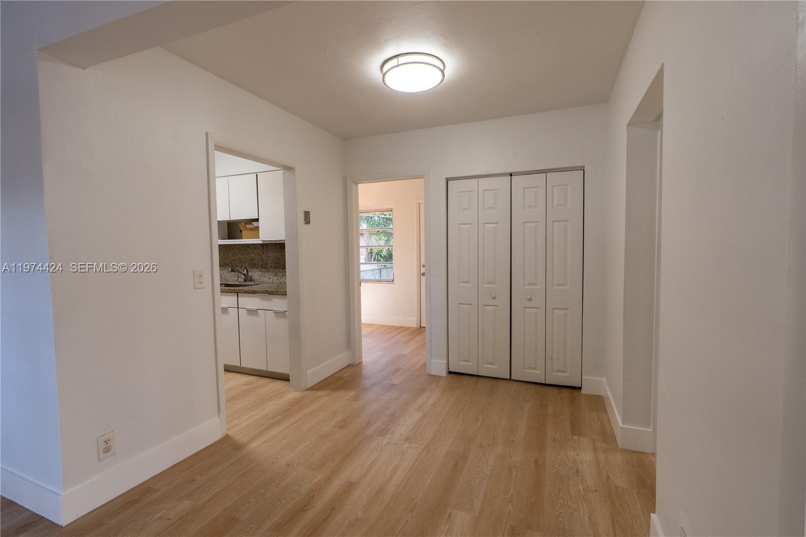 ENGLEWOOD - Residential Lease