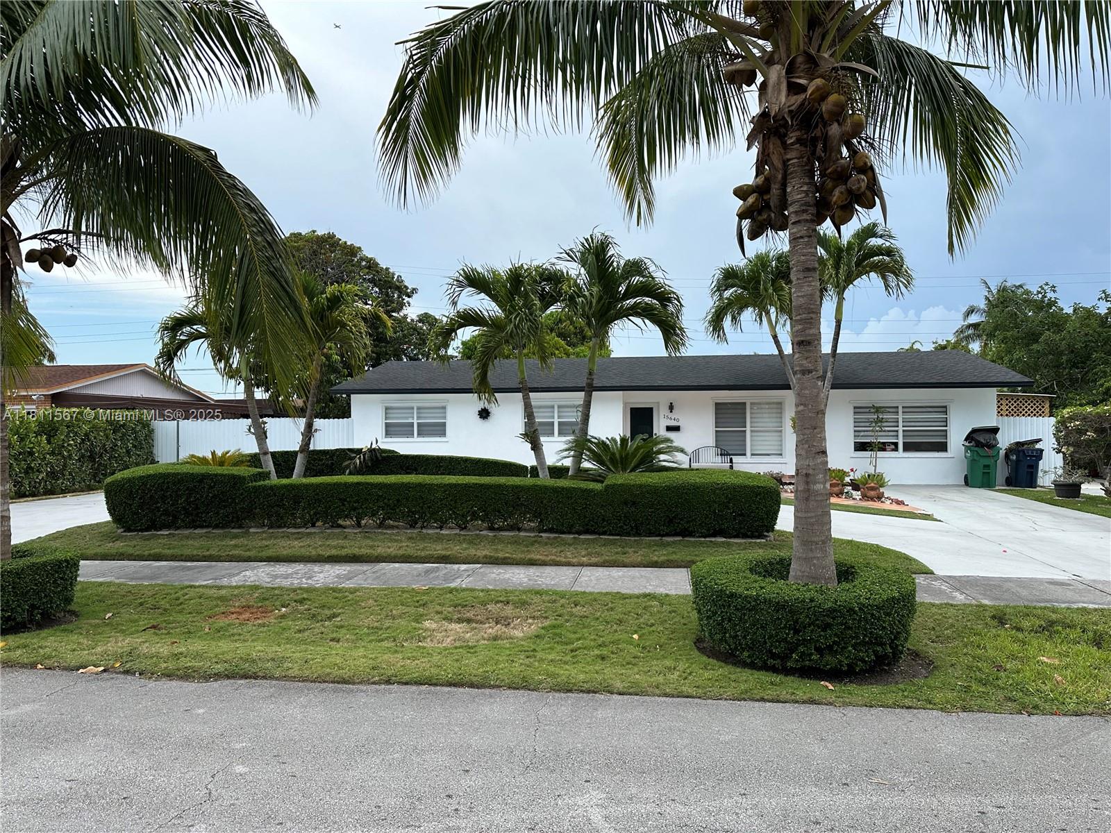 15640 SW 102nd Pl 15640
