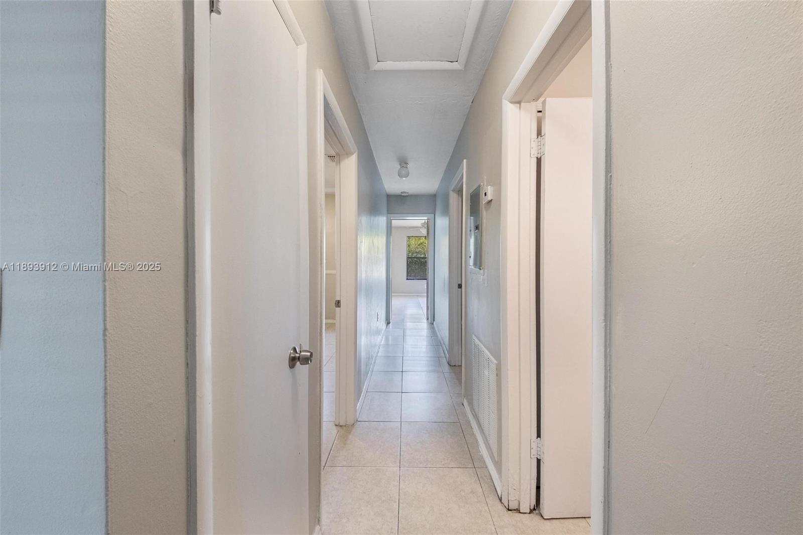 MIRAMAR SEC 5 - Residential