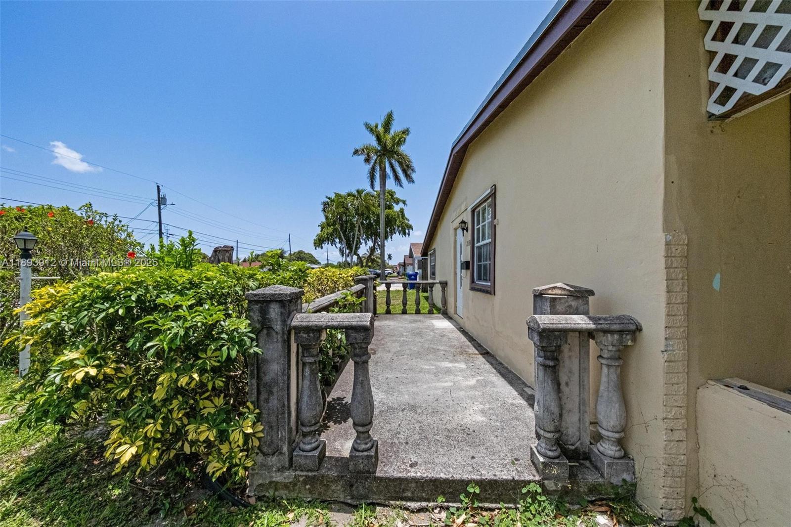 MIRAMAR SEC 5 - Residential